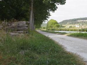 Le long du canal &copy; Multim&eacute;dia &amp; Tourisme